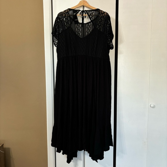 NWT TORRID Midi Rayon Slub Lace Trim Dress - Picture 6 of 7